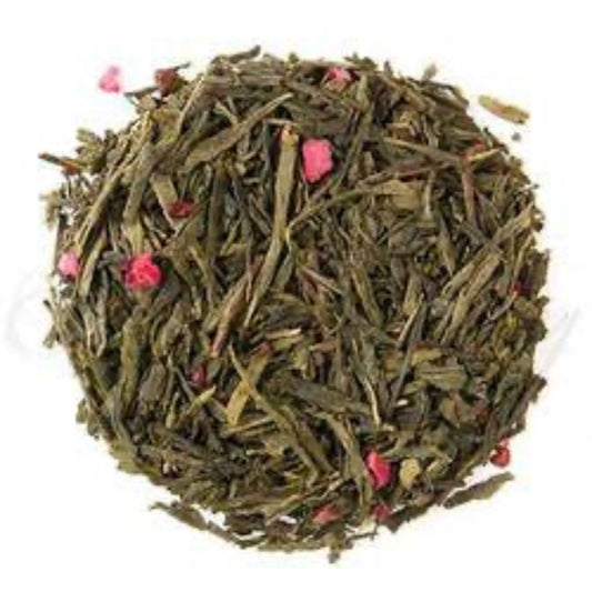 Loose leaf green tea with raspberry pieces