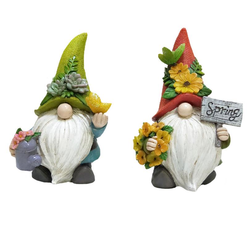 Two gnomes